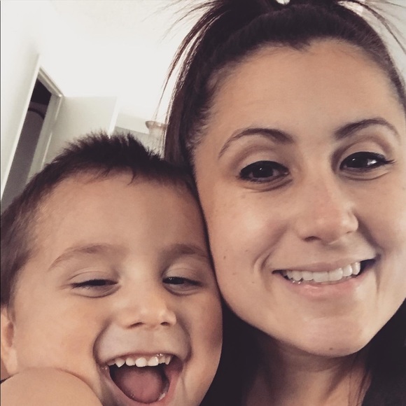 Meet your Posher, Tabatha - Picture 8 of 8